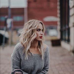 Meet your Posher, Danielle